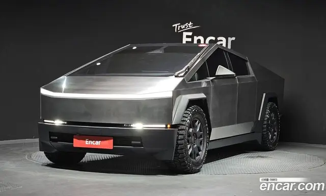 Tesla Cybertruck, 2024, 56 323 км