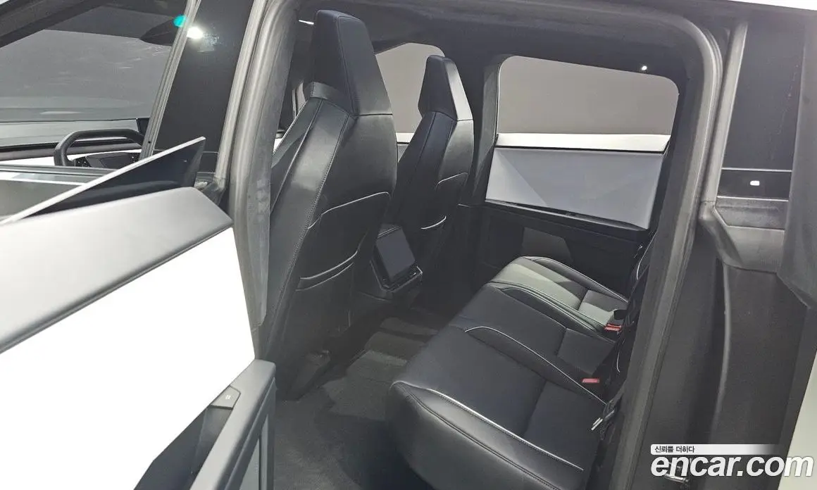 Tesla Cybertruck 2024 0.1 автомат (гидро), фото 12