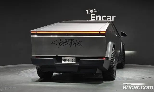 Tesla Cybertruck 2024 0.1 автомат (гидро), миниатюра 4