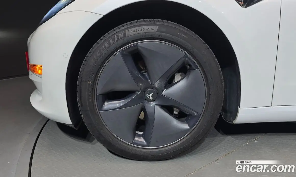 Tesla Model 3 2020 0.1 автомат (гидро), фото 5