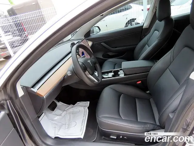 Tesla Model 3 2020 1.6 автомат (гидро), миниатюра 5
