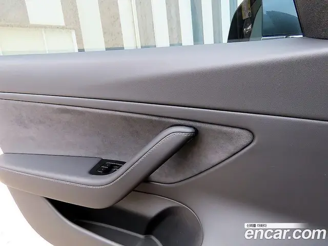 Tesla Model 3 2020 1.6 автомат (гидро), миниатюра 10