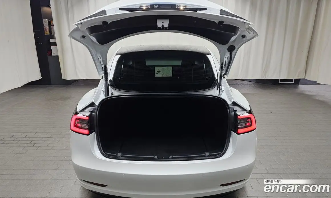 Tesla Model 3 2021 0.2 автомат (гидро), фото 29