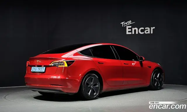 Tesla Model 3 2021 0.2 автомат (гидро), миниатюра 2