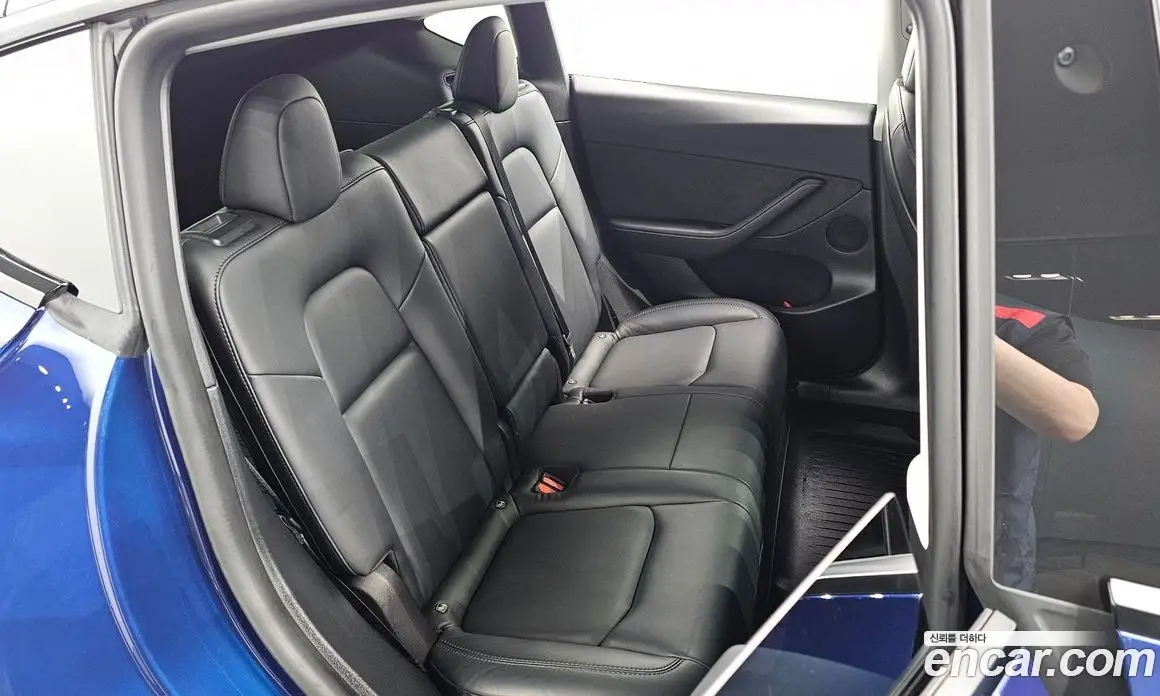 Tesla Model Y 2022 0.2 автомат (гидро), фото 17