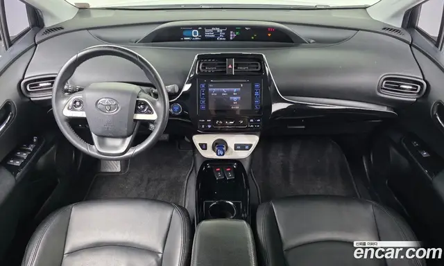 Toyota Prius 2017 1.8 автомат (гидро), миниатюра 7