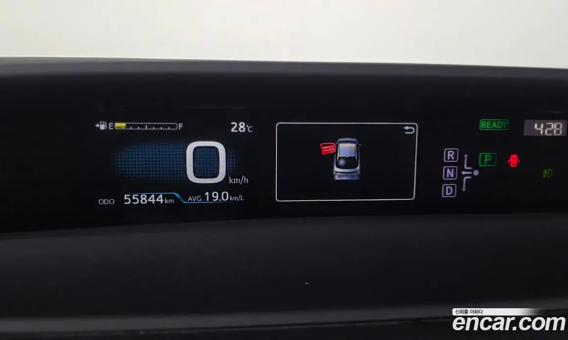 Toyota Prius 2017 1.8 автомат (гидро), фото 8