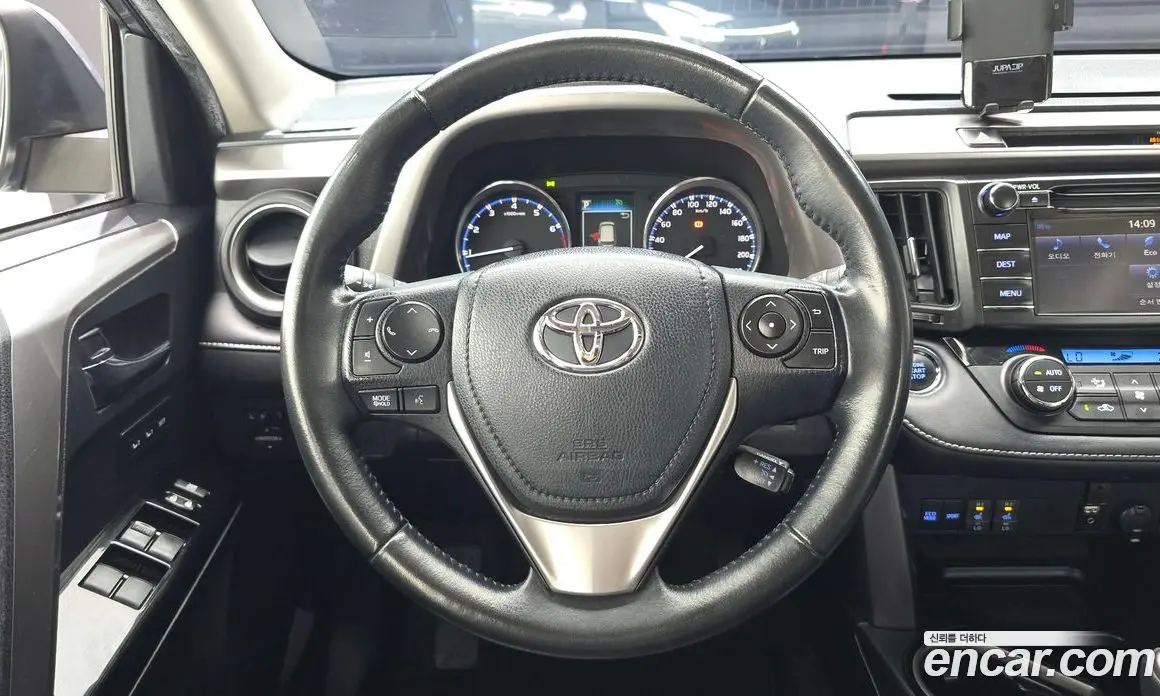 Toyota RAV4 2017 2.5 автомат (гидро), фото 13