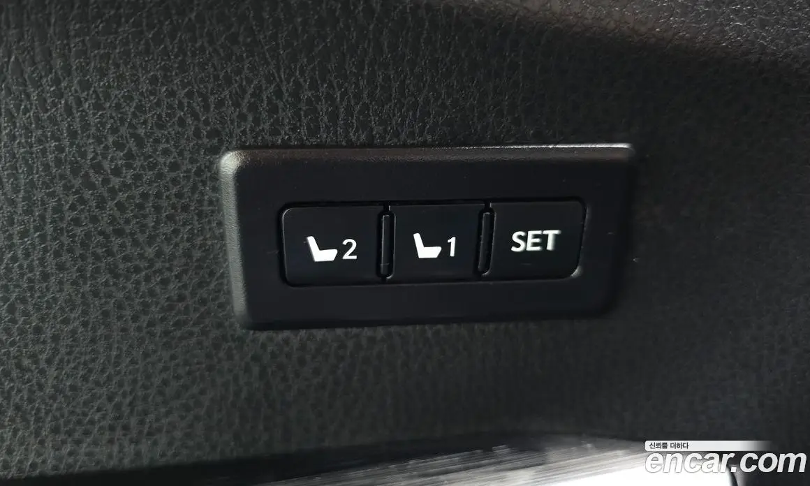 Toyota RAV4 2017 2.5 автомат (гидро), фото 14
