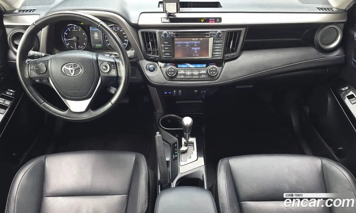 Toyota RAV4 2017 2.5 автомат (гидро), фото 7
