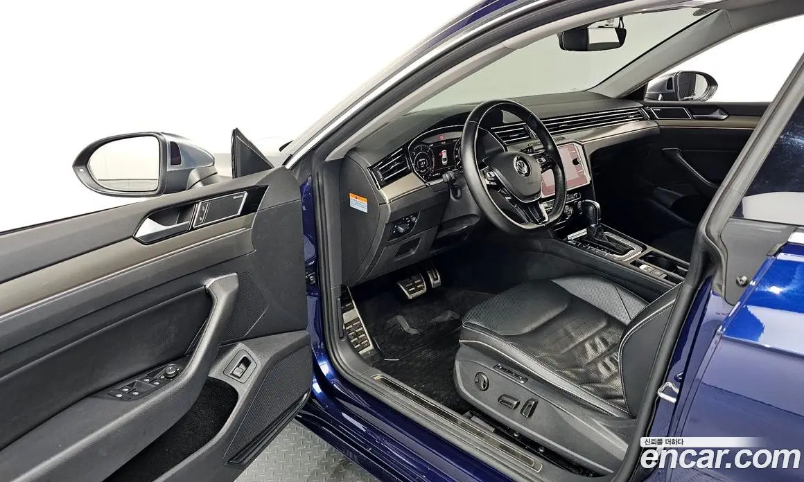 Volkswagen Arteon 2019 2.0 автомат (гидро), фото 13