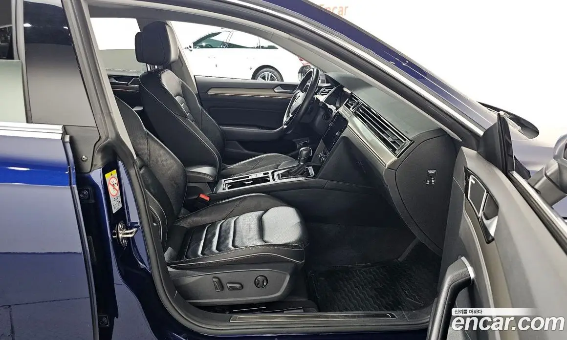 Volkswagen Arteon 2019 2.0 автомат (гидро), фото 16