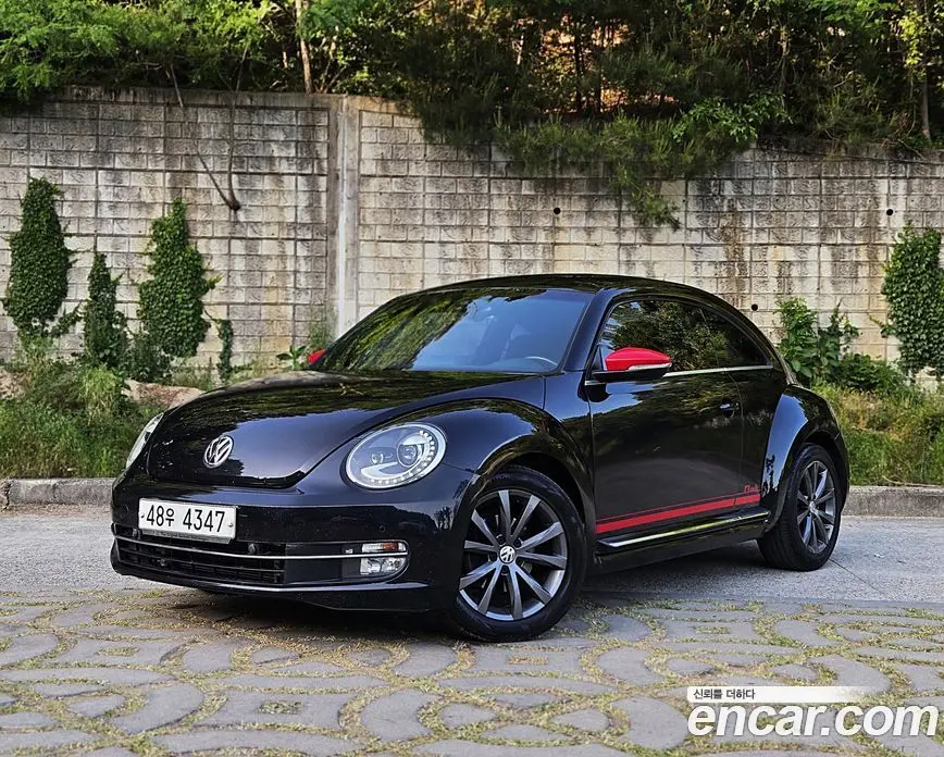 Volkswagen Beatle 2015 2.0 автомат (гидро), фото 2 Volkswagen Beatle 2015 2.0 автомат (гидро), фото 2