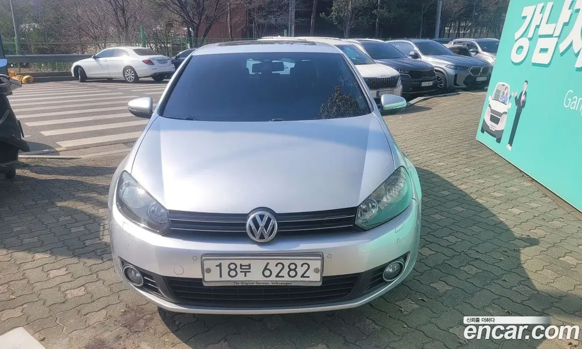 Volkswagen Golf 2011 2.0 автомат (гидро), фото 1 Volkswagen Golf 2011 2.0 автомат (гидро), фото 1