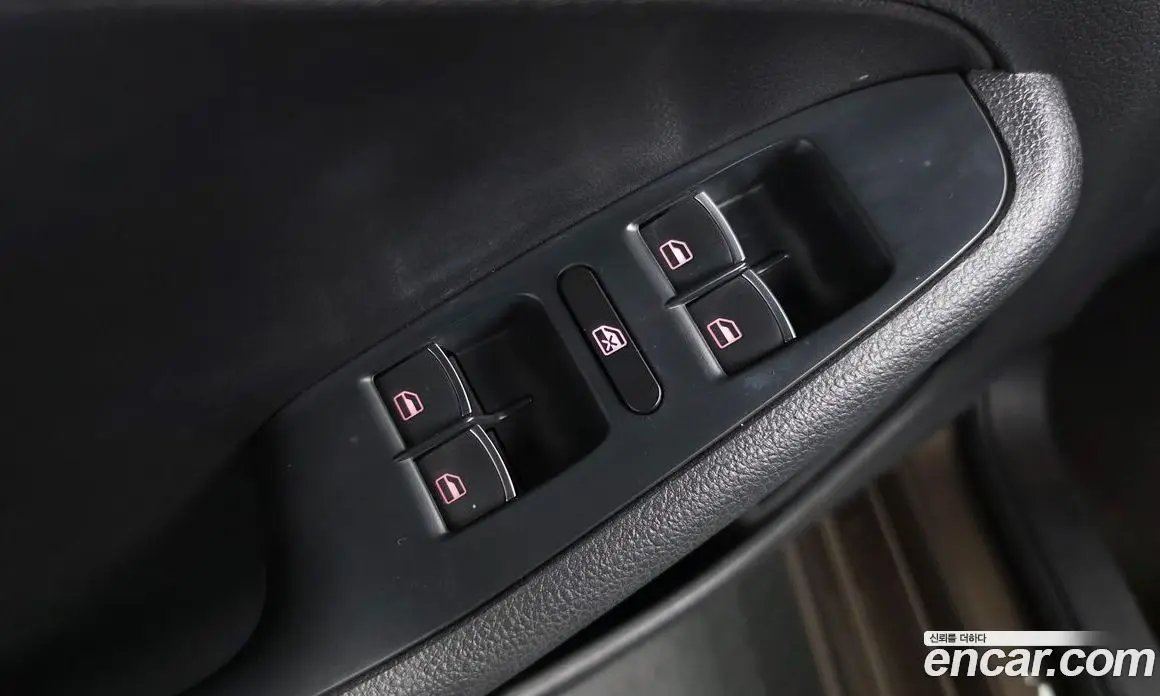 Volkswagen Jetta 2015 2.0 автомат (гидро), фото 26