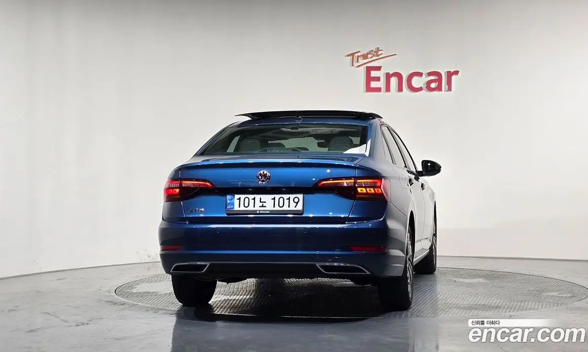 Volkswagen Jetta 2021 1.4 автомат (гидро), фото 3