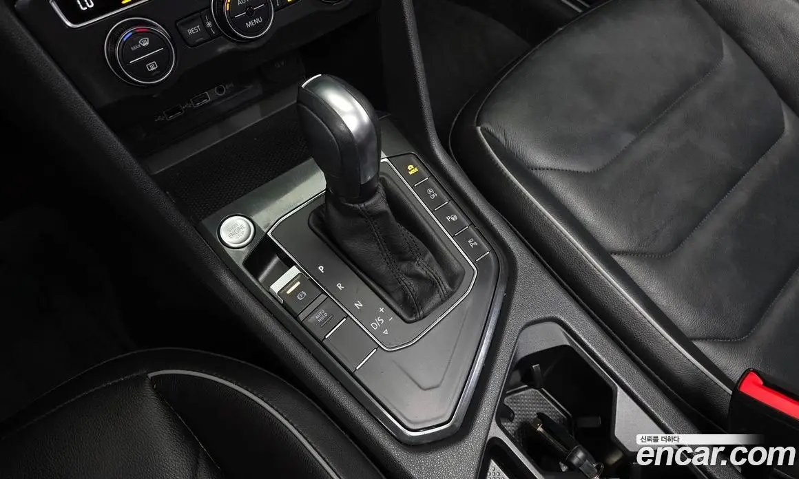 Volkswagen Tiguan 2020 2.0 автомат (гидро), фото 12