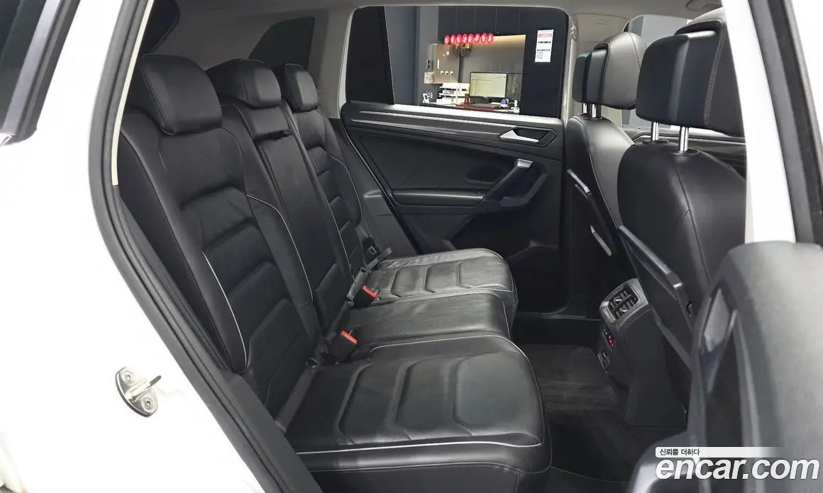 Volkswagen Tiguan 2020 2.0 автомат (гидро), фото 16