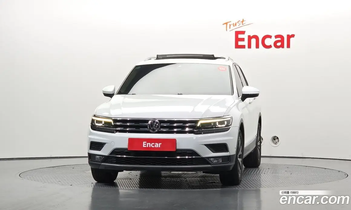 Volkswagen Tiguan 2020 2.0 автомат (гидро), фото 3