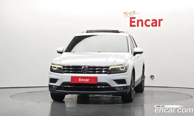 Volkswagen Tiguan 2020 2.0 автомат (гидро), миниатюра 3