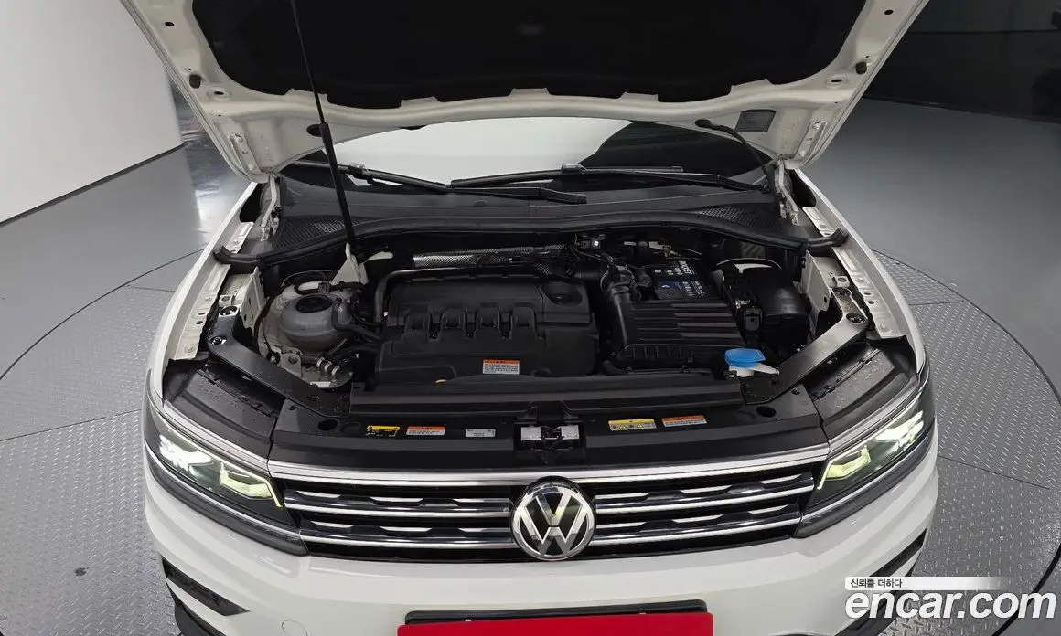 Volkswagen Tiguan 2020 2.0 автомат (гидро), фото 6