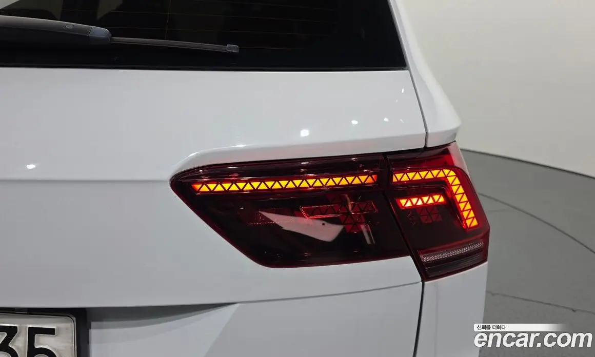 Volkswagen Tiguan 2020 2.0 автомат (гидро), фото 9