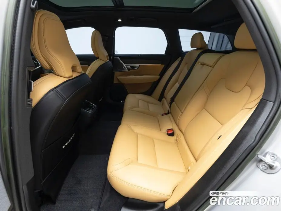 Volvo V90 2023 2.0 автомат (гидро), фото 11