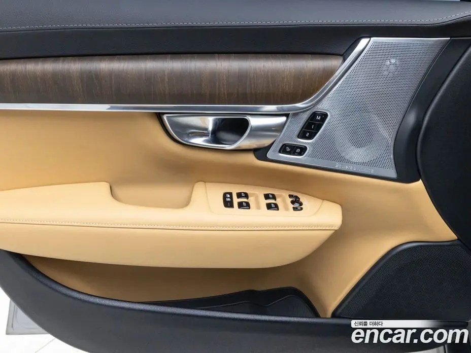 Volvo V90 2023 2.0 автомат (гидро), фото 17