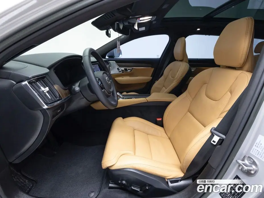Volvo V90 2023 2.0 автомат (гидро), фото 10
