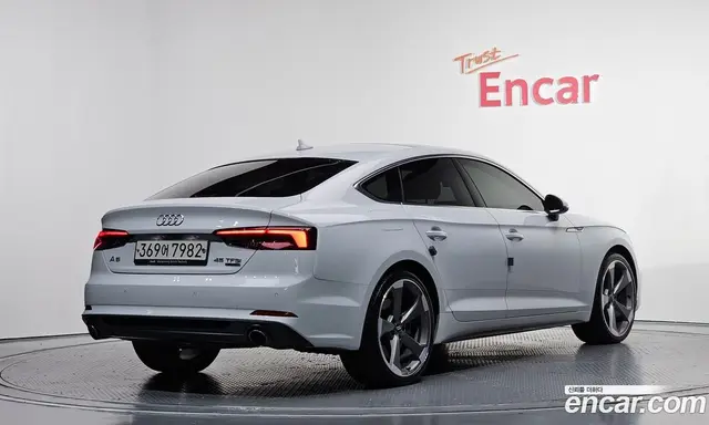 Audi A5 2019 2.0 автомат (гидро), миниатюра 2