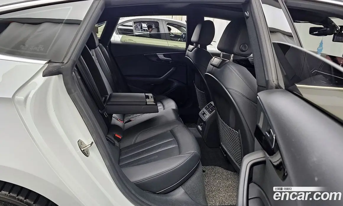 Audi A5 2019 2.0 автомат (гидро), фото 12