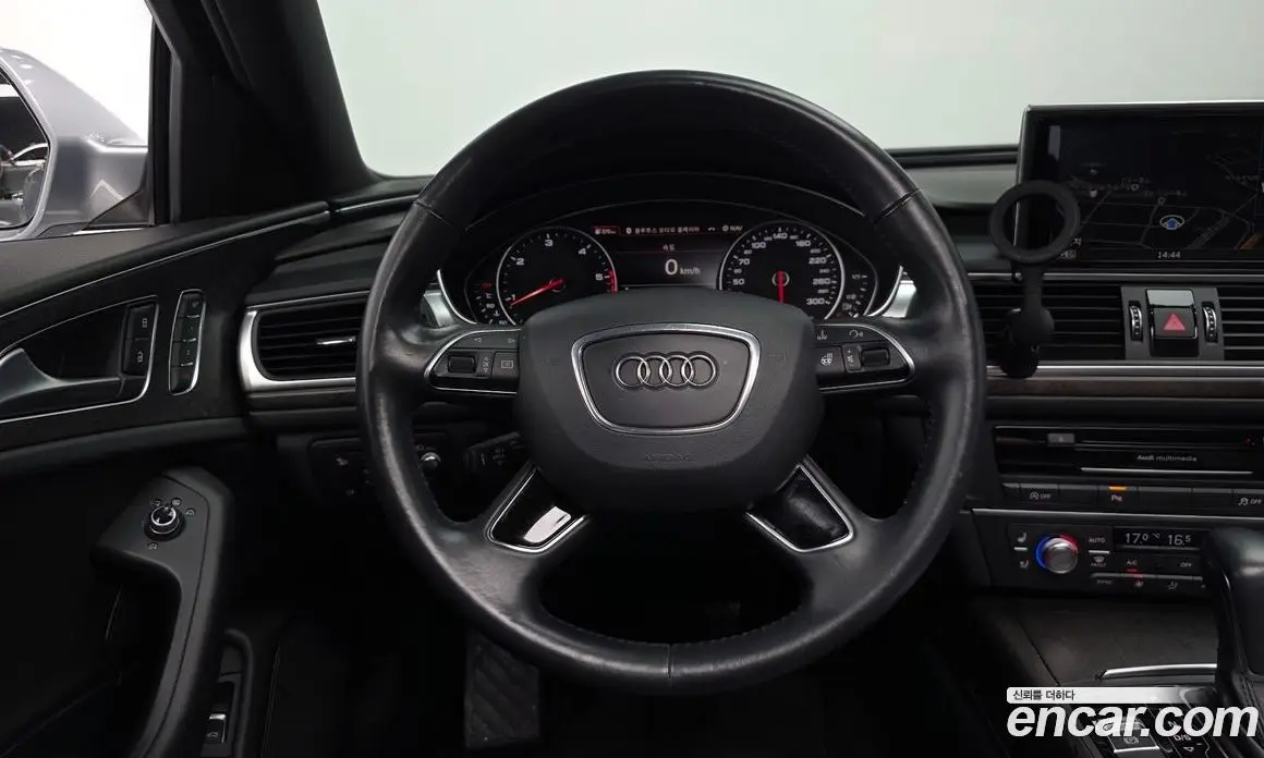 Audi A6 2018 2.0 автомат (гидро), фото 13