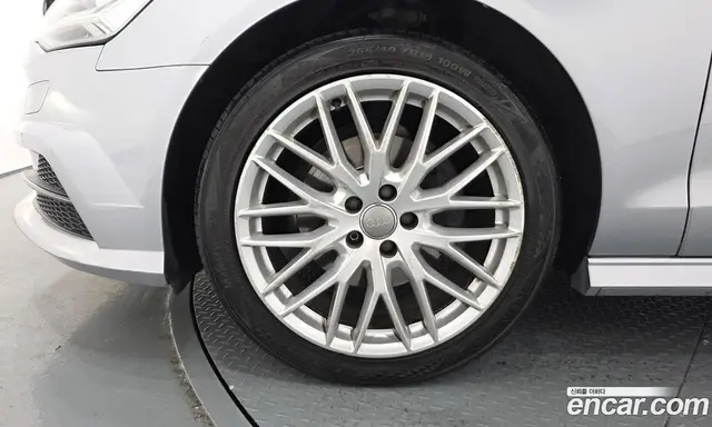 Audi A6 2018 2.0 автомат (гидро), миниатюра 5