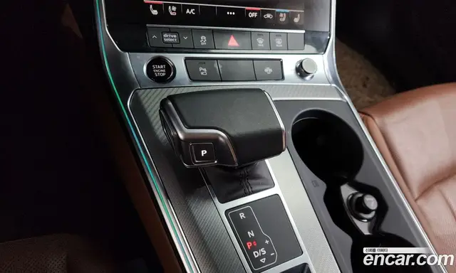 Audi A6 2021 2.0 автомат (гидро), миниатюра 9
