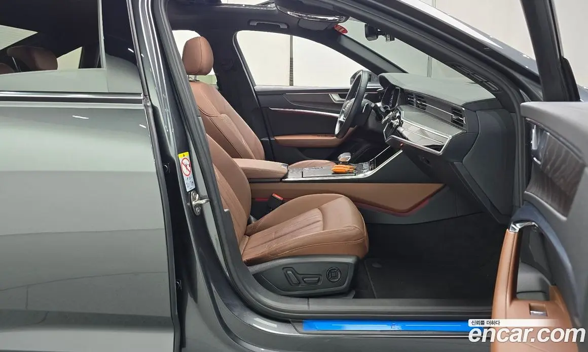 Audi A6 2021 2.0 автомат (гидро), фото 16