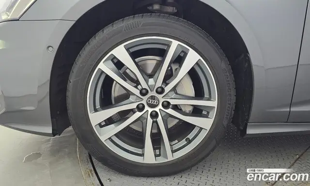 Audi A6 2021 2.0 автомат (гидро), миниатюра 5