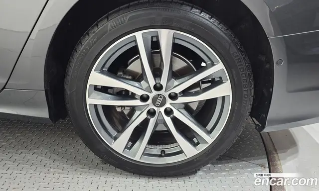 Audi A6 2021 2.0 автомат (гидро), миниатюра 7
