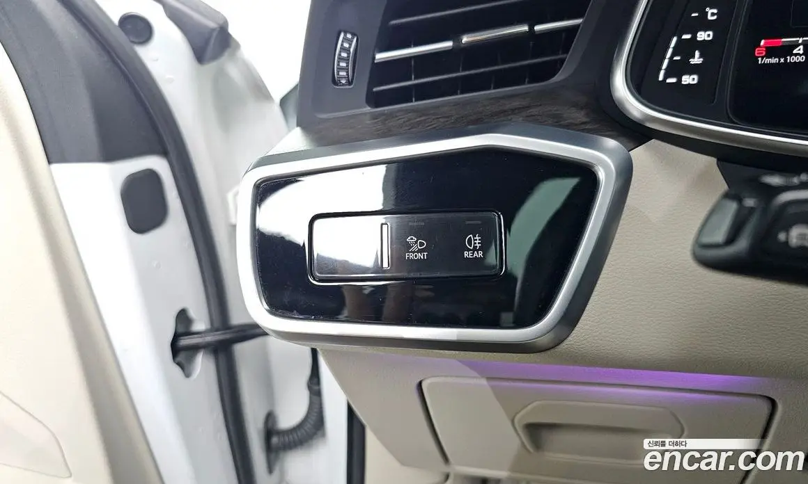 Audi A6 2021 3.0 автомат (гидро), фото 19