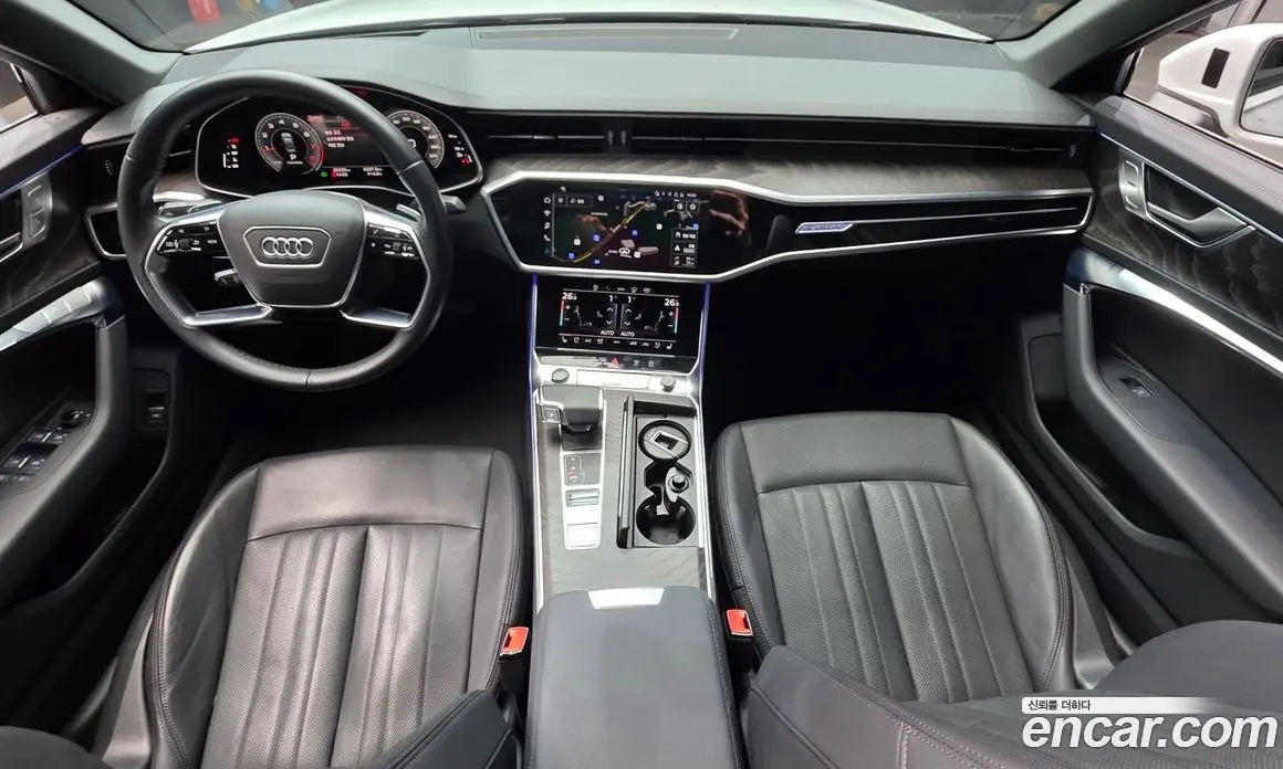 Audi A6 2023 2.0 автомат (гидро), фото 7