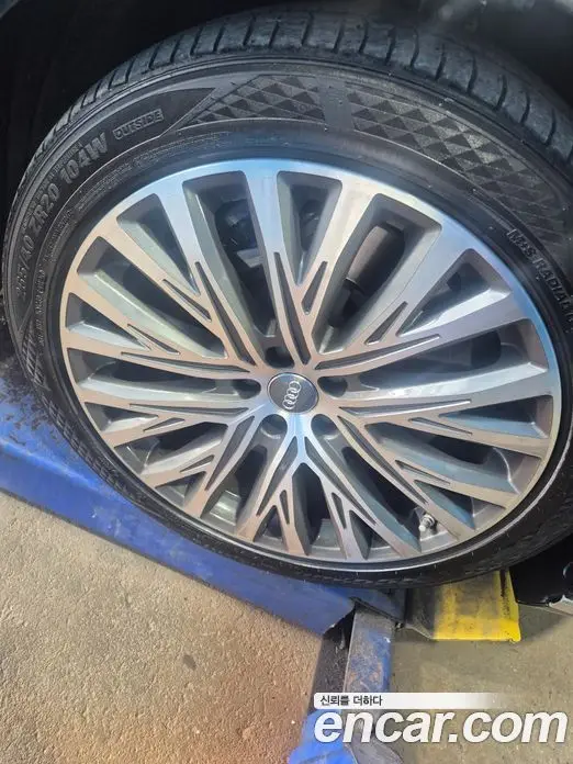 Audi A8 2020 4.0 автомат (гидро), фото 10