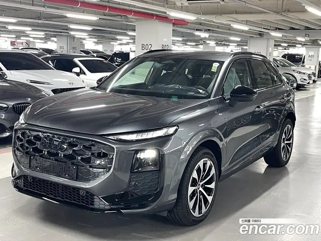 Audi Q3 2026 2.0 автомат (гидро), миниатюра 4