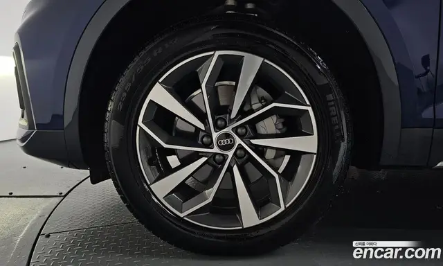 Audi Q5 2023 2.0 автомат (гидро), миниатюра 4