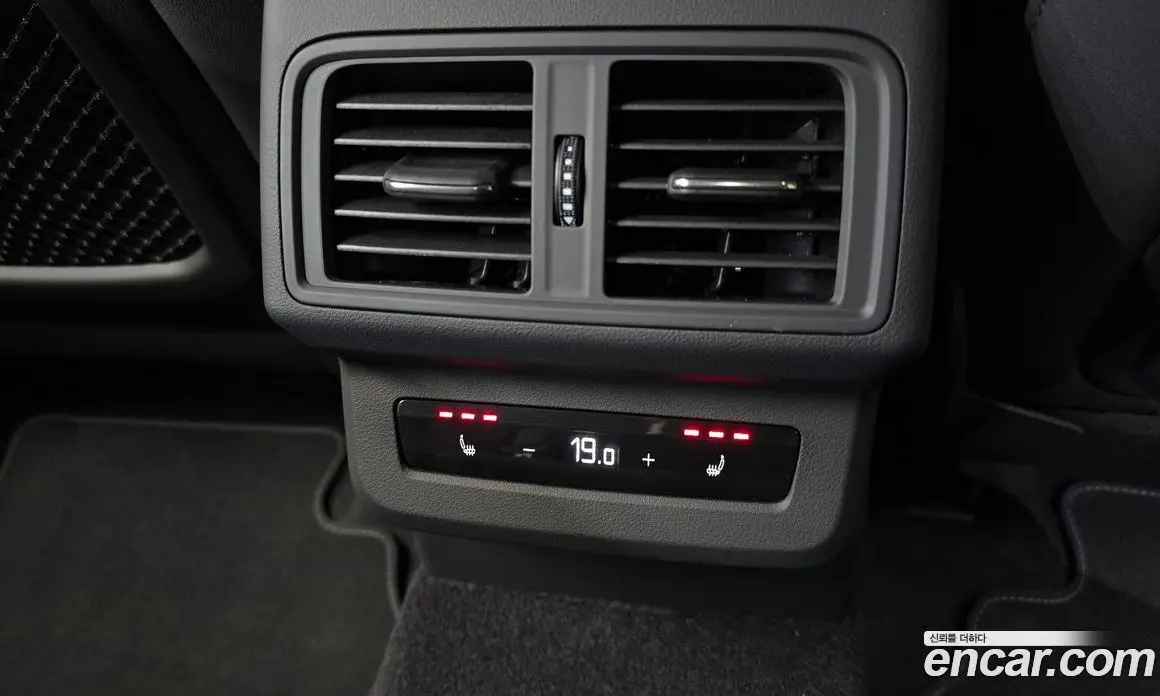 Audi Q5 2025 2.0 автомат (гидро), фото 31