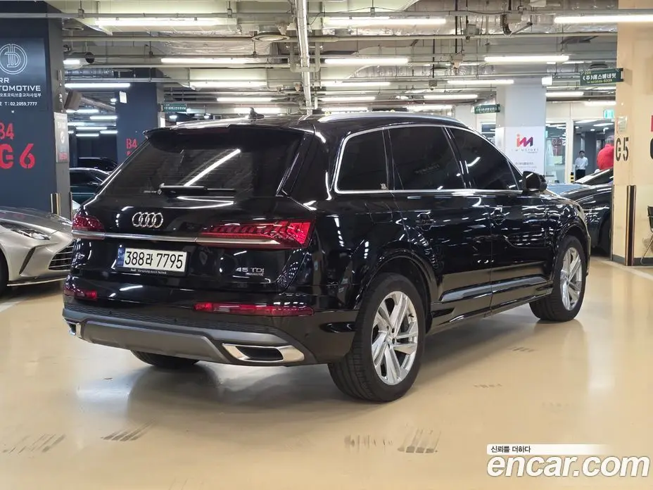 Audi Q7 2021 3.0 автомат (гидро), фото 3