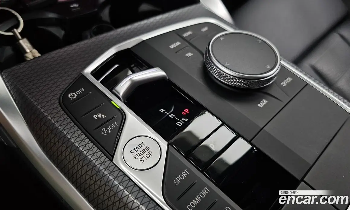 BMW 4 серия 2025 2.0 автомат (гидро), фото 12