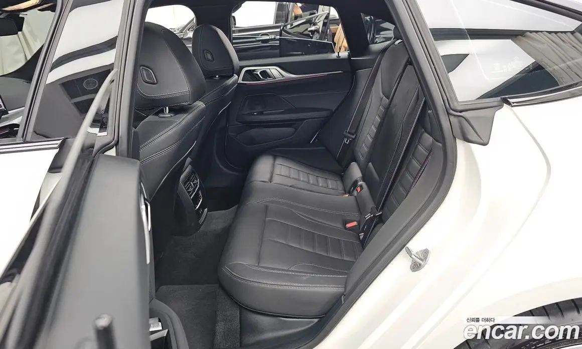 BMW 4 серия 2025 2.0 автомат (гидро), фото 16