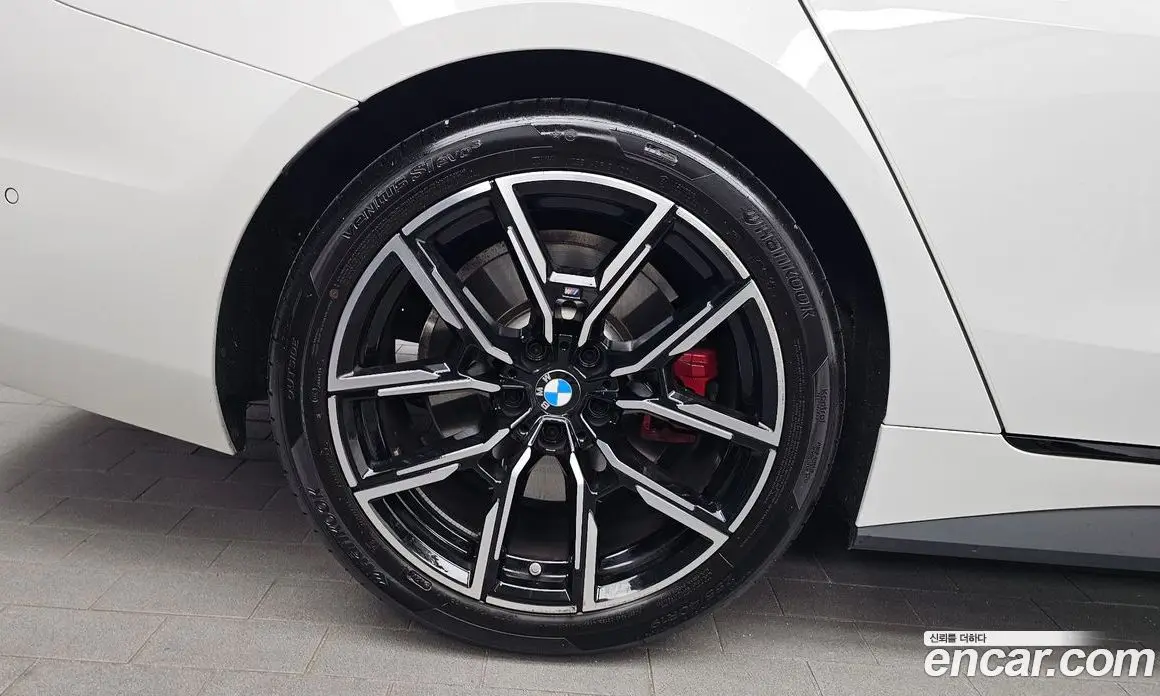 BMW 4 серия 2025 2.0 автомат (гидро), фото 5