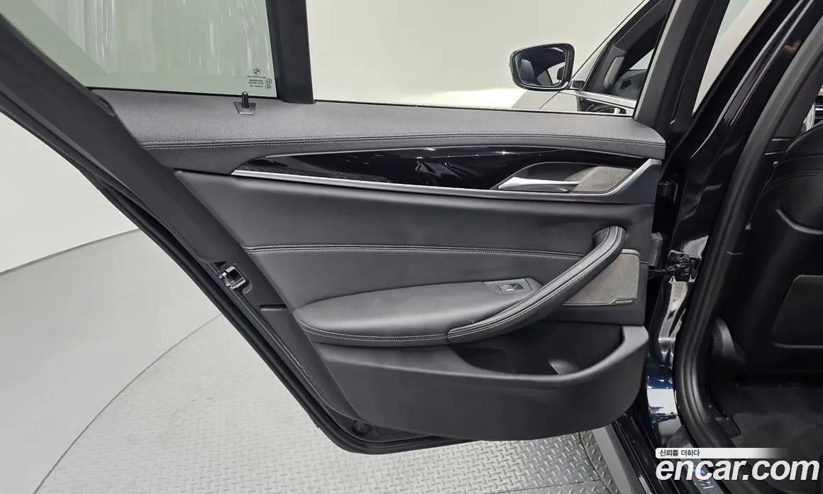 BMW 5 серия 2021 2.0 автомат (гидро), фото 14