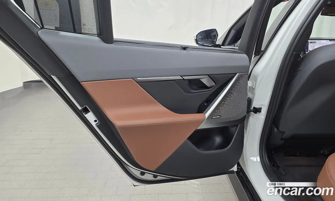 BMW 5 серия 2025 2.0 автомат (гидро), фото 14