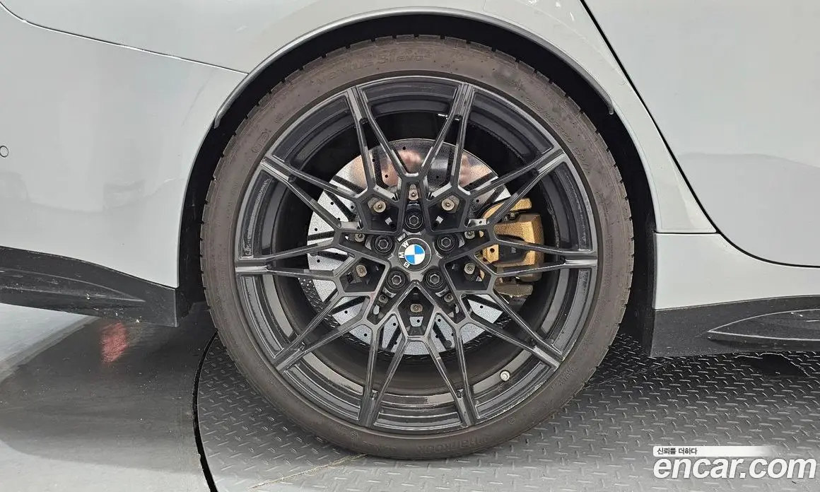 BMW M3 2025 3.0 автомат (гидро), фото 5